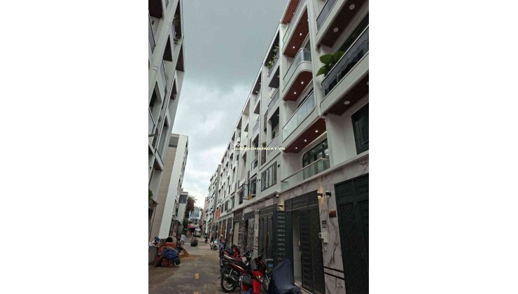 - SIÊU PHẨM ĐẸP LUNG LINH-KHU PHÂN LÔ HẺM XE HƠI NGỦ TRONG NHÀ