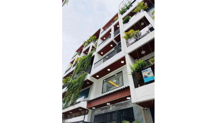 Nhà phố 5 tầng trục đường Trường Chinh, khu dân trí cao