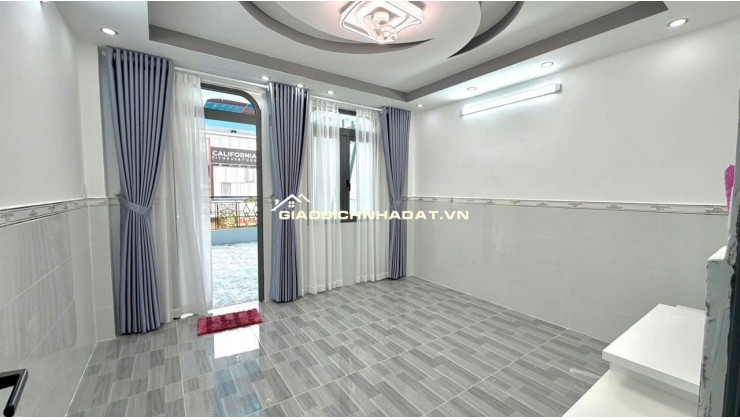 Mặt tiền Nguyễn Oanh – vị trí cực đẹp, gần CityLand, ngay ngã tư Phan Văn Trị, khu vực buôn bán sầm uất ngày đêm