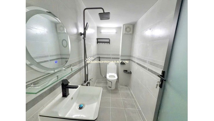 Mặt tiền Nguyễn Oanh – vị trí cực đẹp, gần CityLand, ngay ngã tư Phan Văn Trị, khu vực buôn bán sầm uất ngày đêm