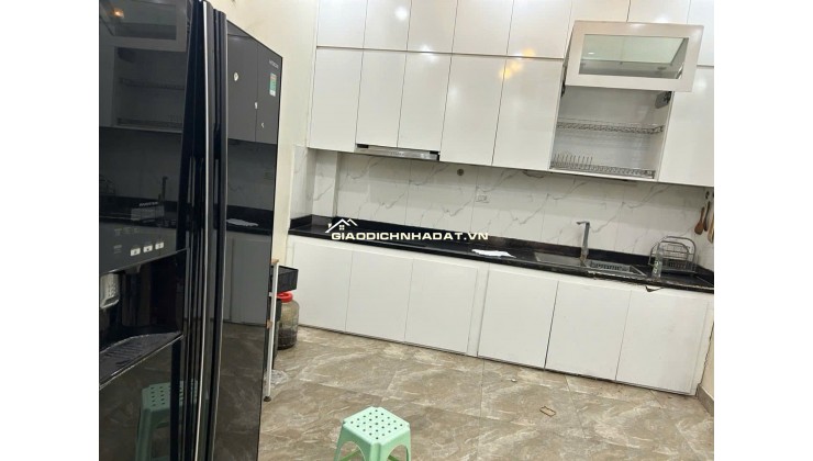 Bán nhà ngõ Ba gác lượn Ba Đình DT hợp túi bình dân