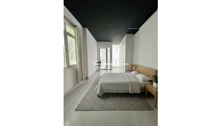 Bán nhà Q10 Tô Hiến Thành- 5 tầng 50m2- giảm mạnh còn 9.9 tỷ. Trí: 0967638168