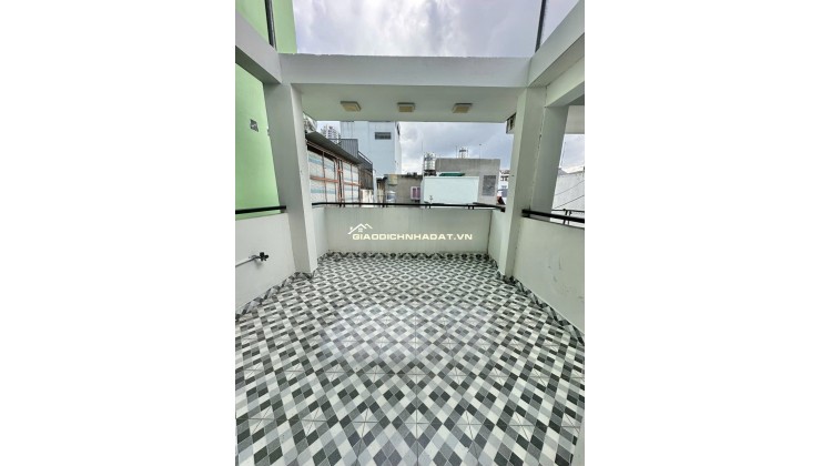 Bán nhà Q10 Tô Hiến Thành- 5 tầng 50m2- giảm mạnh còn 9.9 tỷ. Trí: 0967638168