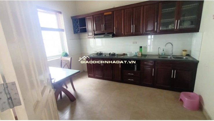 CHO THUÊ CĂN HỘ TẦNG 4 (2PN, 100M2) TẠI KĐT MỚI LIDECO THỊ TRẤN TRẠM TRÔI. 6.8TR/TH. LH:0971928881