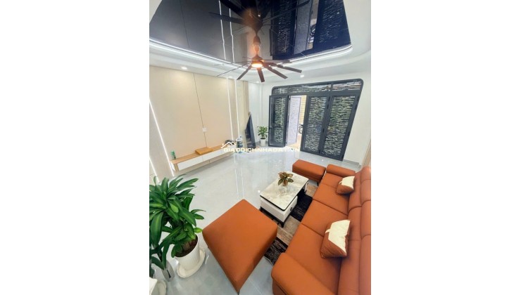 SIÊU PHẨM HẺM XE Ô TÔ NẰM NGAY HƯƠNG LỘ 2, CÓ PHÒNG TRỆT, GIÁ NHỈNH 6,x TỶ. LH:0922146536