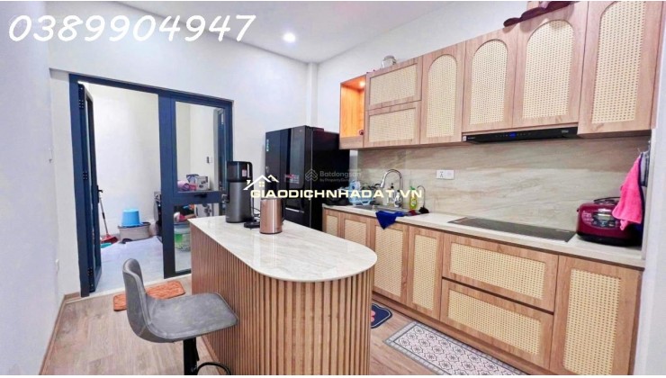 Nhà xinh hẻm Đoàn Trần Nghiệp _ mua vào ở ngay cách biển Hòn Chồng: 400m hẻm xe ba gác Giá : 4,5 tỷ