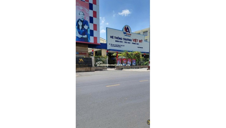 Bán nhà cấp 4 nhỏ xinh nở hậu L ngay trung tâm Đầm Sen Q11