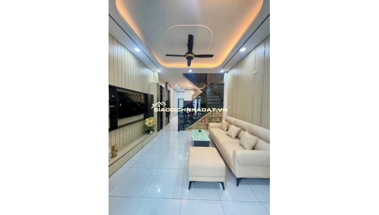 Nhà Chính Chủ Hồ Văn Cống 120m², Sân Trước Ô Tô, Sân Sau 10m, Giá Chỉ 2Tỷ1