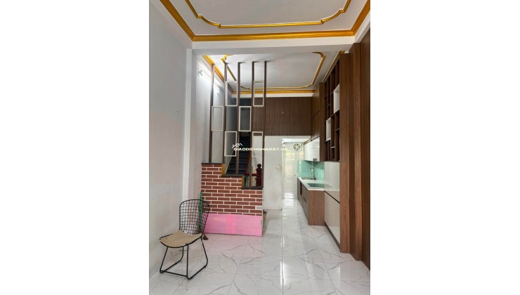  CHO THUÊ NHÀ NGUYÊN CĂN – NGỌC LÂM 

         Giá thuê chỉ: 6,5 triệu/tháng