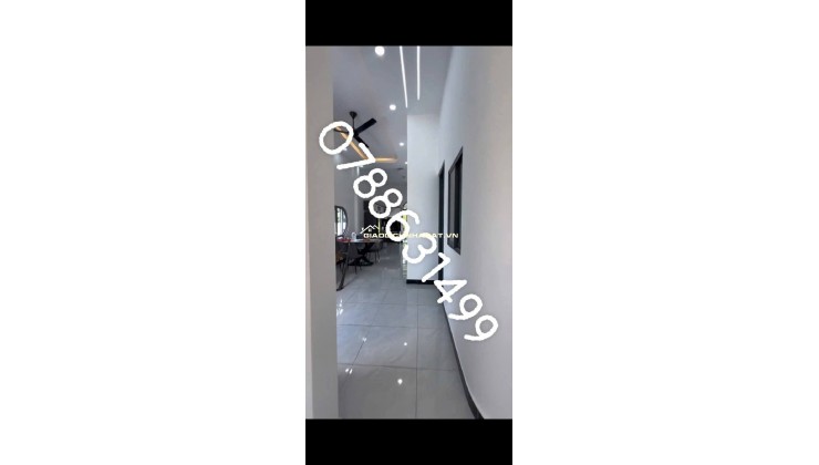 Không Thể Rẻ Hơn! 200m² Đất Kèm Nhà Vườn - Giá 1Tỷ030Tr, Bao Mọi Loại Thuế Phí
