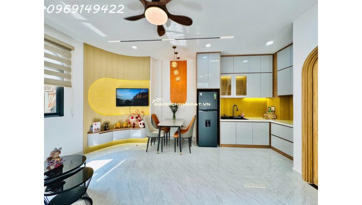 SIÊU PHẨM MỚI ĐẸP 2 MẶT TIỀN HẺM XE HƠI 7 CHỖ TỚI NHÀ -  2 TẦNG - DTSD 50M2. NHỈNH 5TY