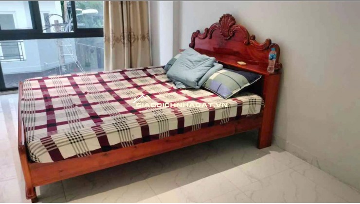 MẶT TIỀN HẺM 8M KINH DOANH - SÁT CẦU NGUYỄN VĂN CỪ - GIÁP Q1, Q5