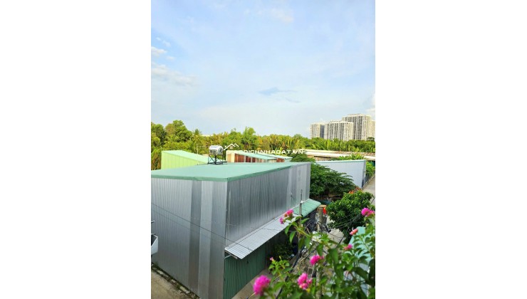  NHÀ PHỐ 53M2, 3 TẦNG, HOÀN CÔNG ĐỦ, ĐƯỜNG Ô TÔ, GẦN CHỢ LONG TRƯỜNG  5 TỶ