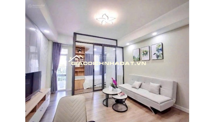 Căn hộ view hồ bơi gần làng đại học, khu công nghiệp