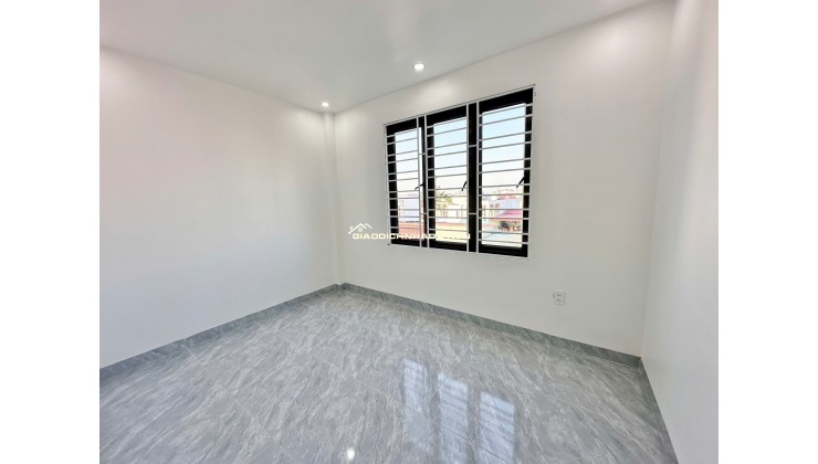 Nhà Đồng Hoà Kiến An ô tô đỗ cửa 4 tầng giá chỉ 3,05 tỷ ngay trung tâm