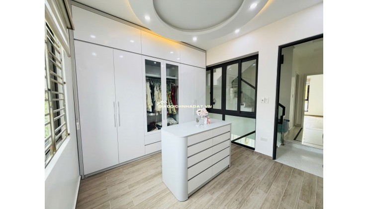 Nhà đẹp gần Vinhomes Imperia Hồng Bàng 4 tầng full nội thất, ô tô đõ cửa
