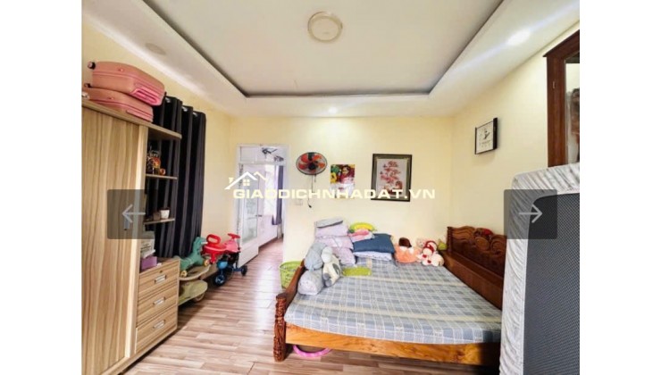 Nhà 2 mặt thoáng 2 tầng - hoàn công đủ - ngang 5.8. lh:0966856870