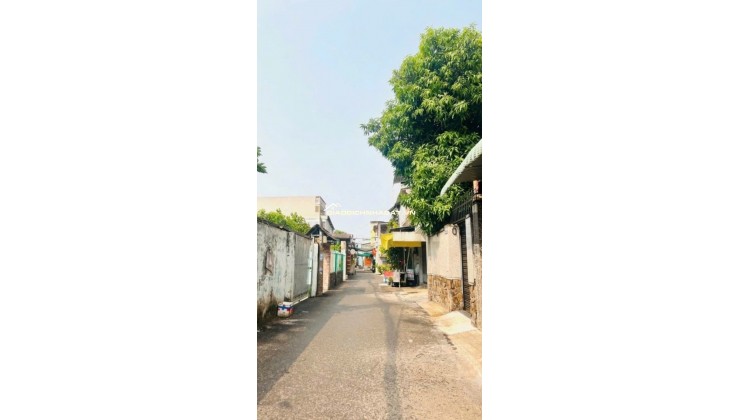 Nhà 2 mặt thoáng 2 tầng - hoàn công đủ - ngang 5.8. lh:0966856870