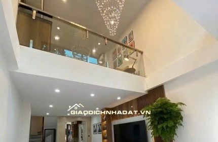 CHO THUÊ NHÀ NGUYÊN CĂN TẠI Ô CÁCH – 30M² x 5 TẦNG – 3PN  