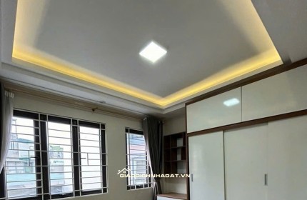Bán nhà ngõ Ba gác lượn Ba Đình DT hợp túi bình dân