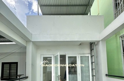 Bán nhà Q10 Tô Hiến Thành- 5 tầng 50m2- giảm mạnh còn 9.9 tỷ. Trí: 0967638168