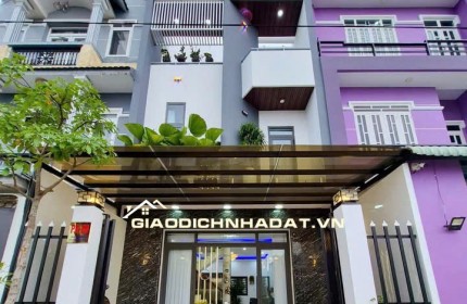 BÁN NHÀ KĐT 5 SAO CÁCH CHỢ BÌNH CHÁNH CHỈ 2KM (5,5 X 15) CHỈ 4.5 TỶ. LH:0908815596