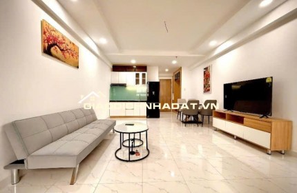 Căn hộ view hồ bơi gần làng đại học, khu công nghiệp