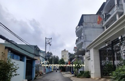 ĐÌNH  PHONG PHÚ CHỈ 3 TỶ 999 – NHÀ 2 TẦNG, HẺM XE TẢI - Ô TÔ NGỦ TRONG NHÀ – 100M² (5×20)