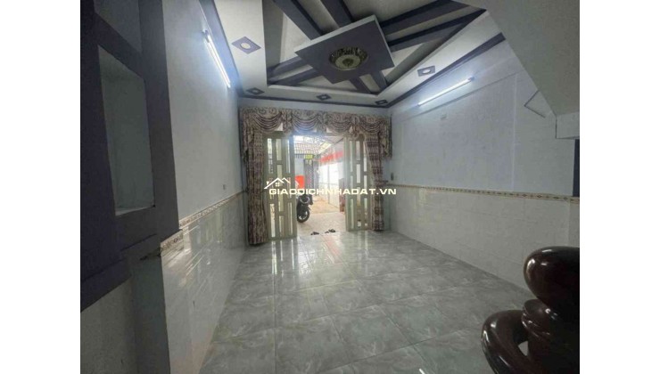 Bán nhà Măt Tiền q12 [ 4 x21 ] 4 tầng 6,9 tỷ