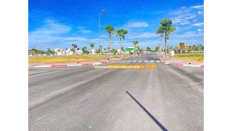 CẦN BÁN GẤP VÀI LÔ ĐẤT SỔ HỒNG SẴN - SANG TÊN NGAY