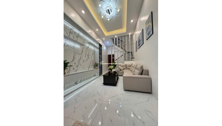 PHÂN KHÚC DƯỚI 9TY 30M RA PHỐ ĐỐNG ĐA