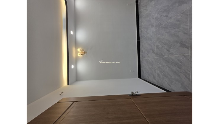 CHÍNH CHỦ CẦN BÁN NHÀ MẶT TIỀN 80M² TÂN XUÂN, SHR , 5.2 TỶ. LH:0909635789.