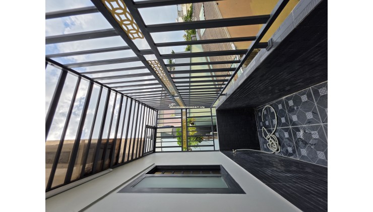 CHÍNH CHỦ CẦN BÁN NHÀ MẶT TIỀN 80M² TÂN XUÂN, SHR , 5.2 TỶ. LH:0909635789.