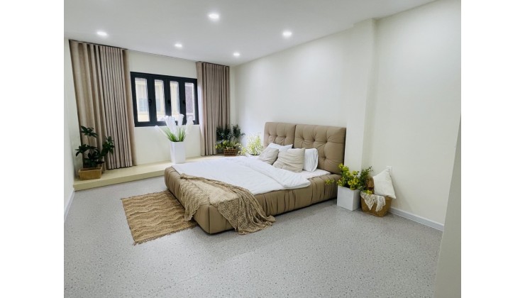 CHỦ GIẢM 700 TRIỆU – HXH – NHÀ 5 TẦNG MỚI ĐẸP – FULL NỘI THẤT – CHỈ 9,9 TỶ 