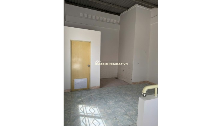 BÁN HOẶC CHO THUÊ NHÀ 2B/5 ĐƯỜNG SỐ 10, PHƯỜNG PHÚ LÂM TP.HCM. LH: 0938358990, 0908535558