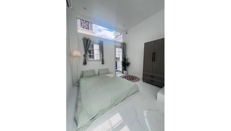 Nhà phố quận 7