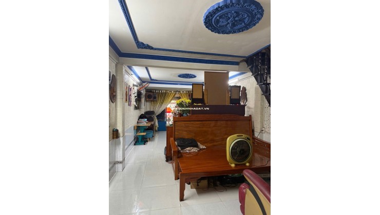 BÁN NHÀ GẦN LOTTE MART Q7 - DT (3.6 X 42) 1 TRỆT 1 LẦU 3PN. LH:0933714321.