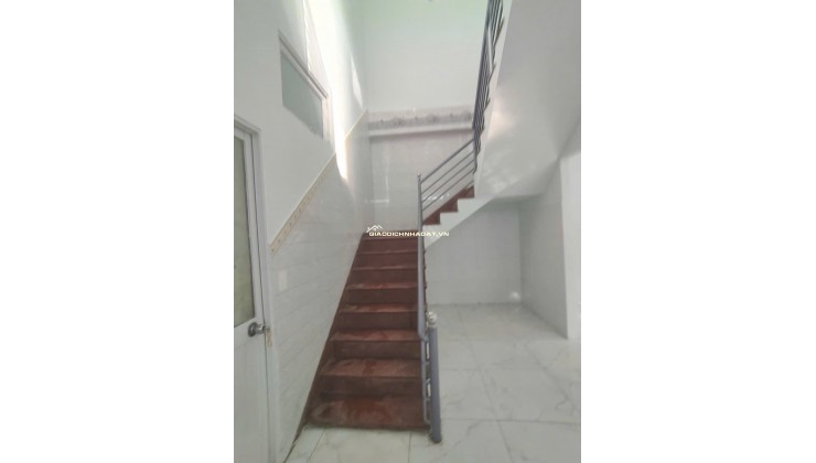 Bán nhà 5 tầng Tân Thới hiêp q12 5,5 x 19 [ 7,4 tỳ] HXH 8 m