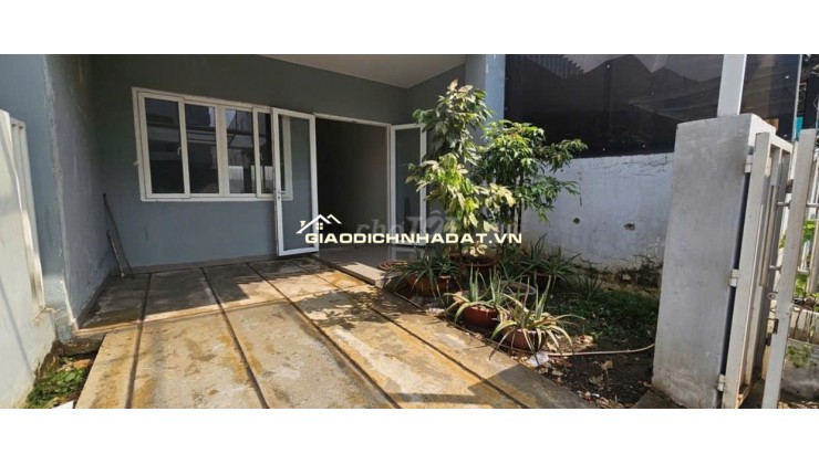 Bán nhà thô Khang Điền Mega Village 75m2, 3 tầng, sổ hồng