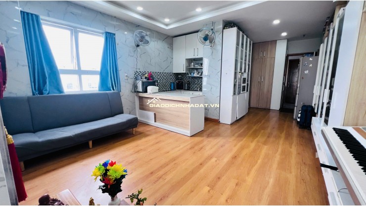 CĂN GÓC - Chính chủ cần Bán Chung Cư 8X Đầm Sen Sổ Hồng năm 2025
