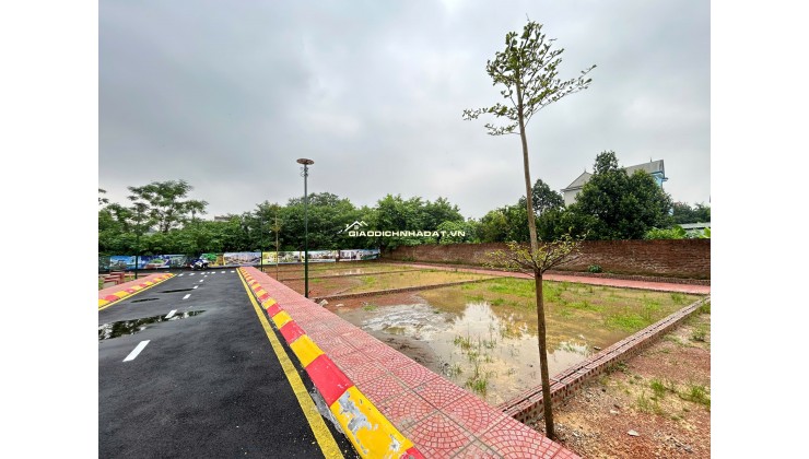 Bán đất mặt đường Nguyễn Anh Trỗi, Chương Mỹ lô góc, ô tô vào nhà, 88m2 chỉ 6.x tỷ