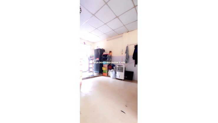 Bán căn hộ 60m2 tầng 3 Chung cư Lý  Thường Kiệt P7 Q11
