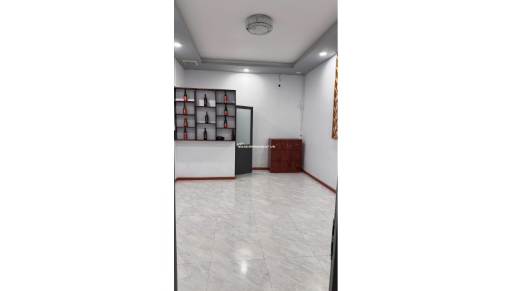 CHO THUÊ MẶT BẰNG ĐƯỜNG KÍNH DƯƠNG VƯƠNG 460m2  LÀM VĂN PHÒNG, GARAGE OTO,...