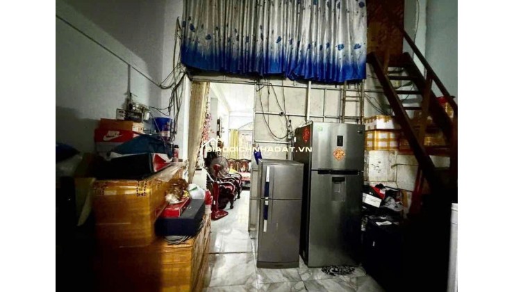 Bán nhà hẻm 2m gần chợ Bà Chiểu 1 trệt 1 gác lửng thuận tiện xây mới