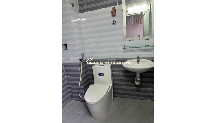 Bán nhà hẻm 1 trệt 1 lầu 2/12 Nguyễn Sĩ Cố P15 Quận 8