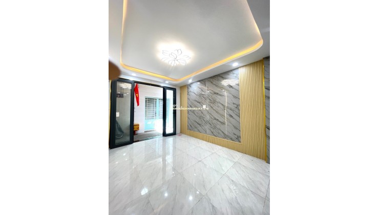 MẶT HẺM XE TẢI Q.8 – 4 tầng BTCT 50M²– 5PN – đỗ oto thoải mái, chỉ hơn 5T