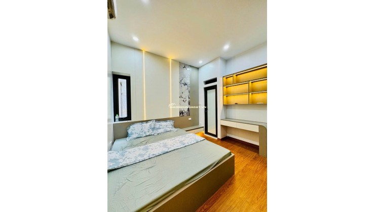 Tuyết mùa hạ - hạ chào 25m2 chỉ 5tỷ có thương lượng