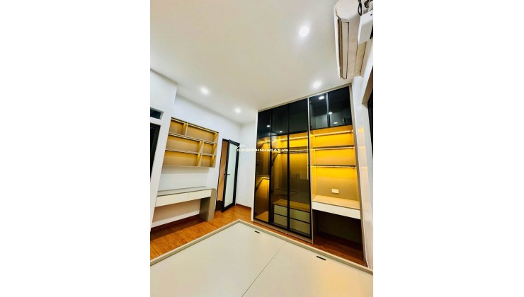 Tuyết mùa hạ - hạ chào 25m2 chỉ 5tỷ có thương lượng