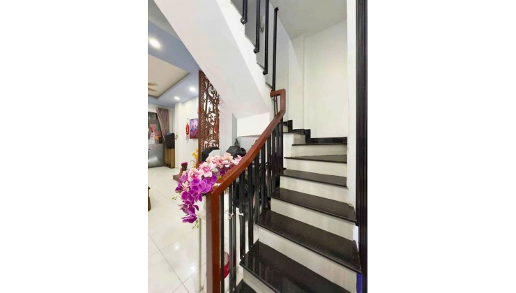 Nhà 4 tầng - hẻm ô tô - Tân Kì Tân Quý