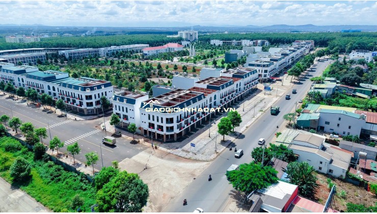 Nhà phố khu đô thị Ân Phú, măt tiền Hà Huy Tập, vị trí đẹp, KD tốt.